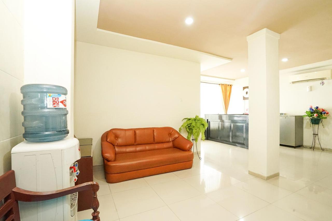 Reddoorz @ Panglima Sudirman Hotel Surabaya Eksteriør billede